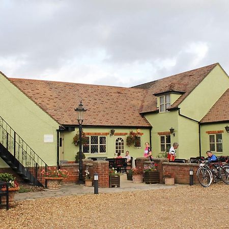 The Green Man Stanford Southill Экстерьер фото